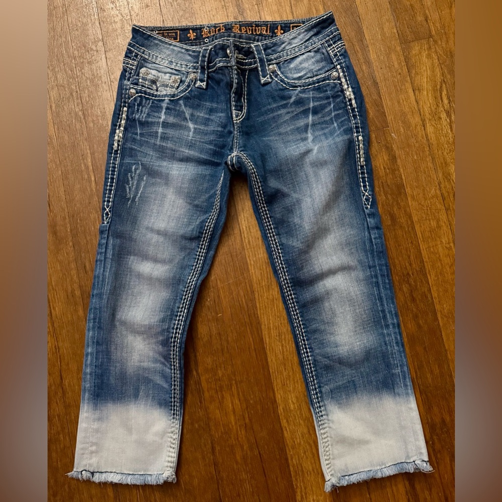 Women’s Rock Revival Capri’s ~ Size 27 ~